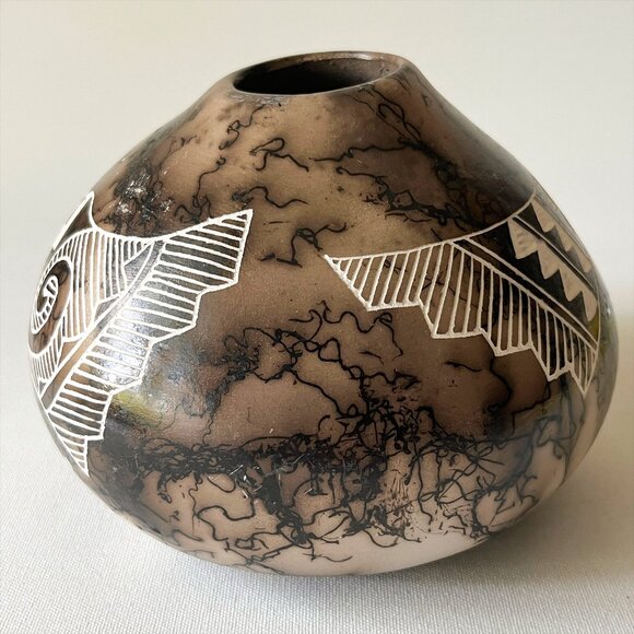 Acoma Pueblo Horse Hair Pottery Native American Vase Gary Yellow Corn Signed - Picture 4 of 14